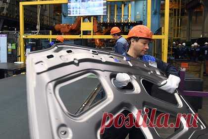 «АвтоВАЗ» попросил придумать понятное русскому человеку название новой Lada. Российский автоконцерн «АвтоВАЗ» обратился к подписчикам в социальных сетях и попросил придумать название для нового городского кроссовера B+ класса. Оно должно быть оригинальным и благозвучным, иметь написание на латинице и быть «близким и понятным русскому человеку».