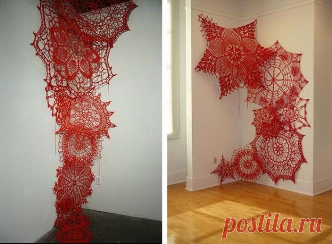 Гигантская вязаная инсталляция!