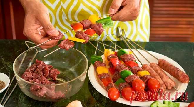 Как приготовить вкусный шашлык в духовке: наши методы, лайфхаки и рецепты | ГАСТРОНОМ.РУ | Дзен