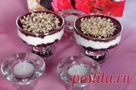 Творожный десерт с шоколадом и миндалем