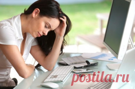 Как избежать «выгорания» надпочечников Наверняка многие из нас и не слышали о «выгорании» надпочечников, но, к сожалению, мы можем находиться в этом состоянии, даже не подозревая об этом. Если испытывая чувство голода, вы очень раздражаетесь, или любое дело вас энергетически истощает и выматывает, то это уже повод задуматься, не связано ли это с выгоранием. Истощение надпочечников является результатом естественного процесса, в котором произошел сбой от того, что организм п...