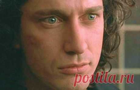 Джерард Батлер