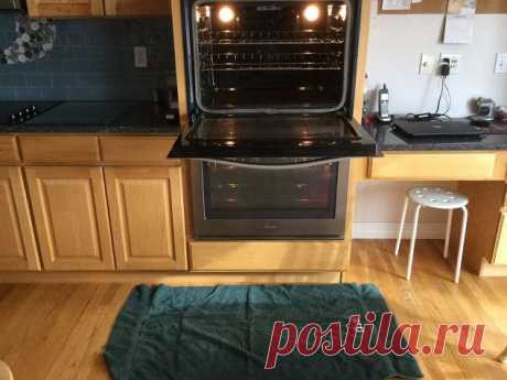 Простой способ легко и быстро почистить стеклянную часть духового шкафа