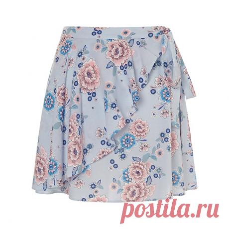 Вещи с рюшами для августа