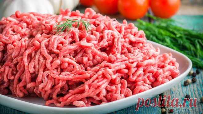 9 ЛУЧШИХ РЕЦЕПТОВ ИЗ ФАРША Фарш — очень удобный продукт, ведь из него можно приготовить очень много блюд. Предлагаем отличную подборку рецептов. 1. Запеканка картофельно — мясная