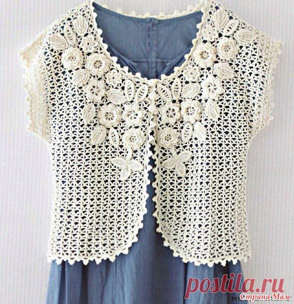 ЖИЛЕТ С ЭЛЕМЕНТАМИ ИРЛАНДСКОГО КРУЖЕВА В ОТДЕЛКЕ