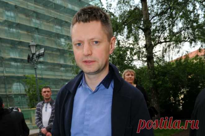 Журналиста Пивоварова оштрафовали за отсутствие маркировки иноагента. Суд обязал его выплатить 30 тысяч рублей.