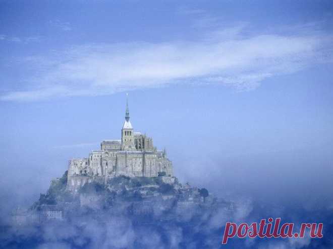Франция:замок Мон Сен-Мишель на острове!