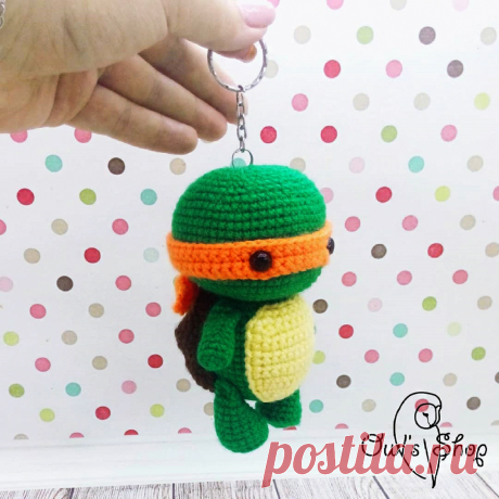 PDF Черепашка Ниндзя крючком. FREE crochet pattern; Аmigurumi animal patterns. Амигуруми схемы и описания на русском. Вязаные игрушки и поделки своими руками #amimore - черепаха, маленькая черепашка ниндзя.