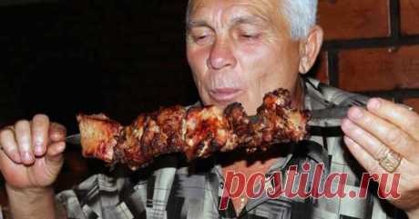 С хорошим соусом можно съесть даже опилки. Хороший соус может спасти не очень правильно приготовленный шашлык. — Готовим дома