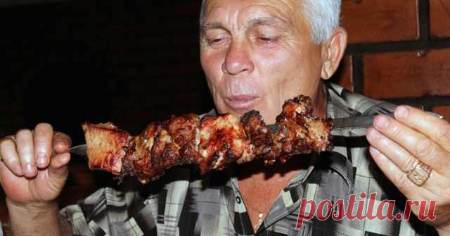 С хорошим соусом можно съесть даже опилки. Хороший соус может спасти не очень правильно приготовленный шашлык. — Готовим дома