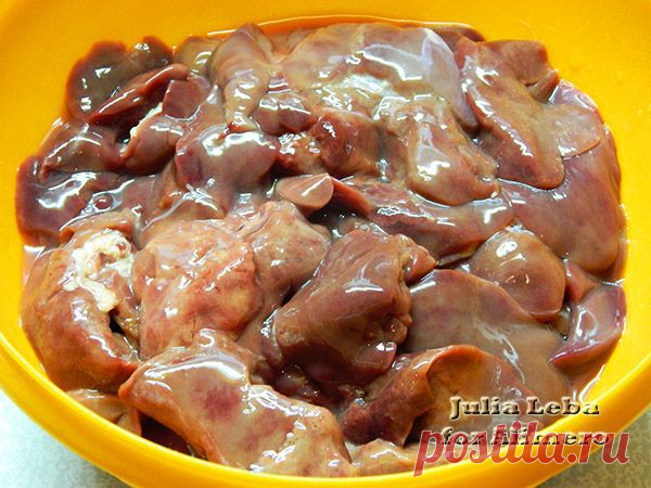 Рулет из куриной печёнки. Рецепт Юлии Высоцкой / Рецепты с фото