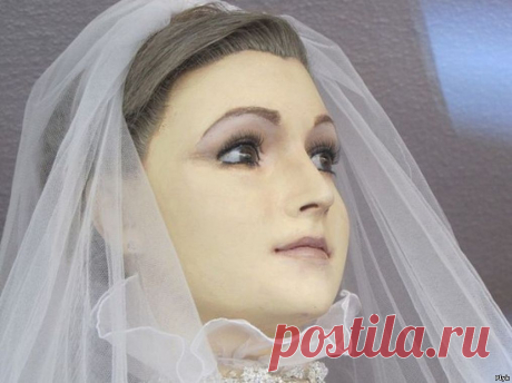 Загадочное и необъяснимое » Жуткий манекен La Pascualita