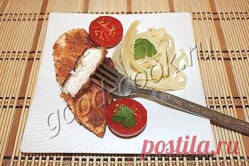 Хорошая кухня - куриное филе с горчицей, жареное в панировке. Кулинарная книга рецептов. Салаты, выпечка.