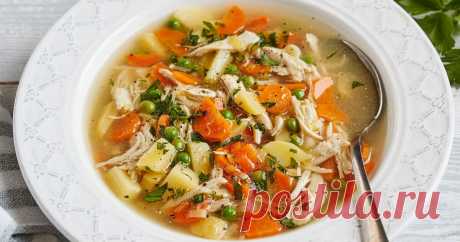 Gemüsesuppe mit Hähnchen – super einfach & lecker | eatbetter: gesunde, einfache Rezepte & Tipps für jeden Tag Unsere Gemüsesuppe mit Hähnchen wärmt von innen und macht gleichzeitig dank Kartoffeln und Erbsen gut satt. Das Rezept solltest du unbedingt ausprobieren!