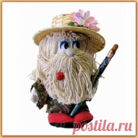 День домового 10 февраля по древним славянским традициям  празднуют «Кудесы» — день угощения домового. В этот день принято угощать и задабривать настоящего хозяина дома. Если вы никогда не общались с домовым или не знаете, есть ли он у вас в доме или нет,  10 февраля —