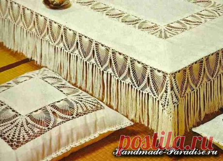 Скатерть и подушки с ажурными вставками крючком - Handmade-Paradise Скатерть и подушки с ажурными вставками крючком. Очень красивый комплект из льняной ткани со вставками и обвязкой крючком известным всем узором &quot;ананас&quot;.