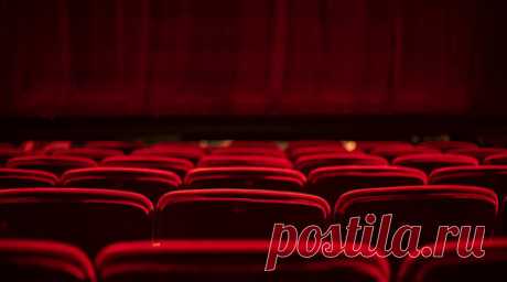 Первый международный фестиваль «КиноБраво» откроется в Сочи 28 сентября. Первый международный фестиваль зрительского кино «КиноБраво» пройдёт в Сочи с 28 сентября по 4 октября. Председателем жюри стал Марко Мюллер — кинокритик, историк кино, продюсер, глава Центра исследований киноискусства при Шанхайском университете и худрук международного кинофестиваля в Таормине. Читать далее