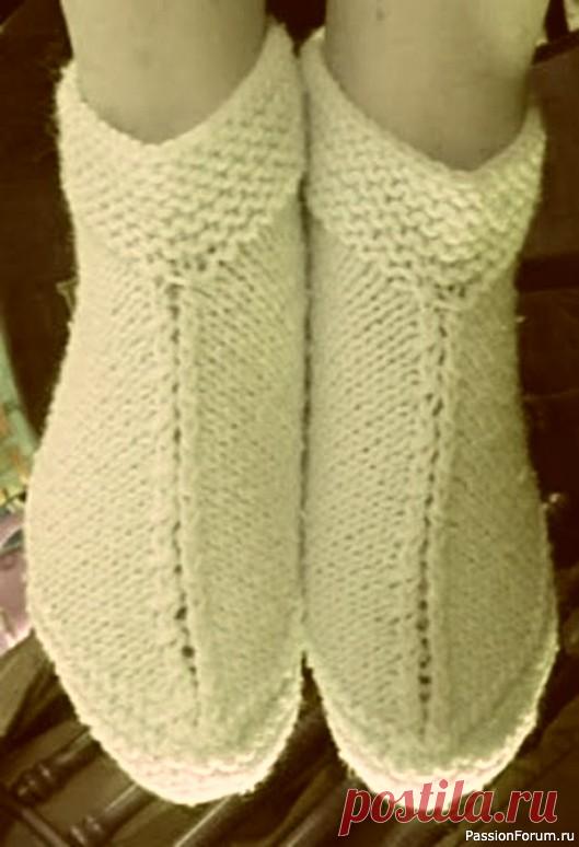 Вязаные буты ''Бабушкина радость''. Видео МК | Вязание спицами для начинающих Простейшие вязаные чувяки, для начинающих вязальщиц.