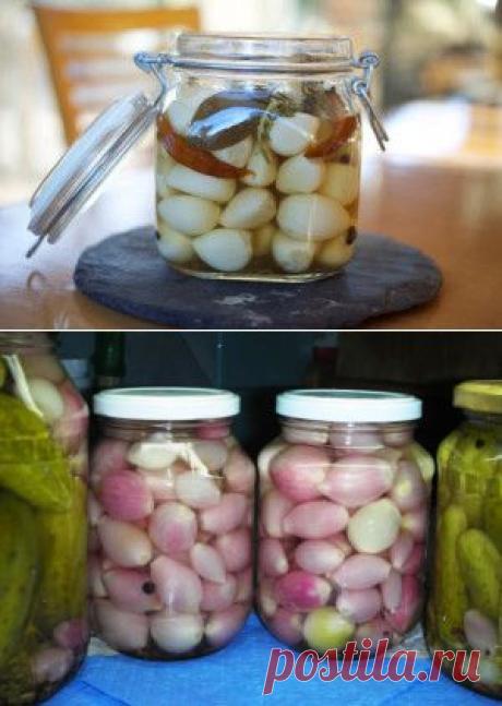 Маринованный чеснок