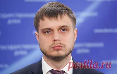 Депутат ГД Ткачев назвал неразумным запрет на звонки в мессенджерах. Первый зампред комитета Госдумы по информполитке отметил, что если заблокируют звонки на зарубежных площадках, то люди будут звонить с помощью российских аналогов или через VPN