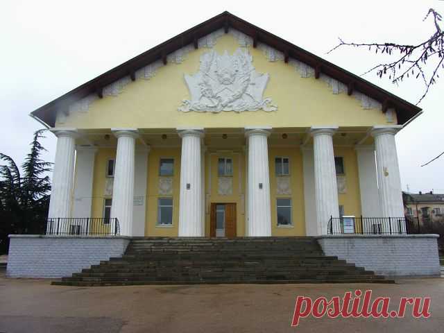 Люблю Севастополь !!!
Елена Луганская