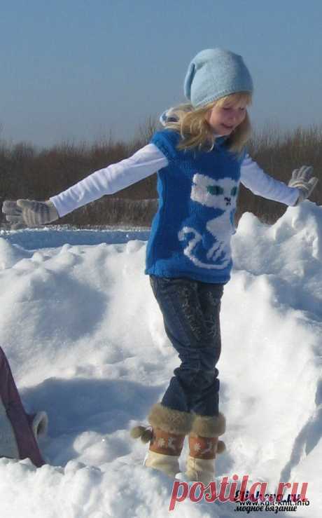 Жилет для девочки &quot;Киси-киси&quot; вязаный спицами