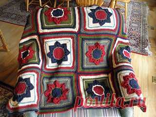 Ravelry: Eight Pointed Flower pattern by Julie Yeager