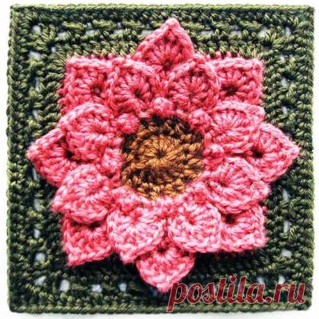 Crocodile Flower Square. Цветы в квадратах.