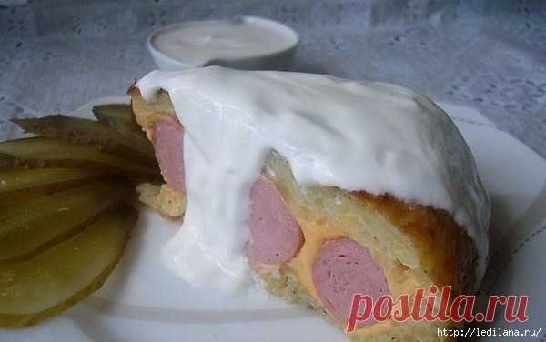 КАРТОФЕЛЬНАЯ ЗАПЕКАНКА С СОСИСКАМИ