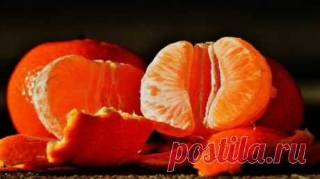 Мандариновая кожура: 7 проблем, которые она лечит лучше, чем лекарства
Свойства мандариновой кожуры:
— обладает изысканным вкусом
— обладает уникальным ароматом
— содержит много витаминов, таких как B1, B2, B3, B6 и B9
— содержит ключевые минералы, такие как магний, жел…