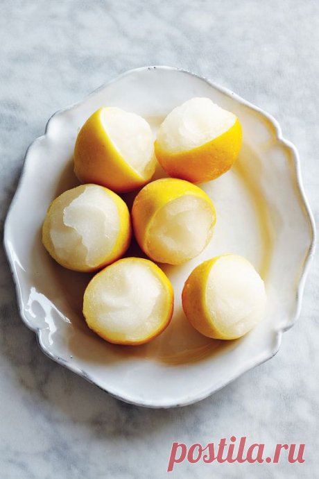 Лимонный сорбет 4 порции • 610 мл питьевой воды... / Еда и напитки / Bon Appétit.Sweets are submitted / Pinme.ru / Дарья Лутохина