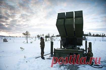 В Пентагоне подтвердили передачу Украине ПВО NASAMS. США передали Киеву установки противовоздушной обороны (ПВО) NASAMS. Это подтвердил представитель Пентагона Патрик Райден. По его словам, два комплекса уже доставлены на Украину. Чиновник уточник, что украинские военные уже прошли обучение по использованию этих систем в Европе.