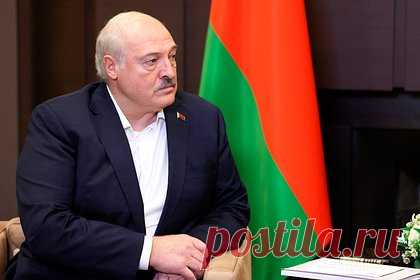 Лукашенко поздравил патриарха Кирилла с днем рождения. Президент Белоруссии Александр Лукашенко поздравил с днем рождения патриарха Московского и всея Руси Кирилла. Президент отметил, что патриарх Кирилл отстаивает древние традиции христианства. По его словам, ценности, на основе которых стоит Московский патриархат объединяют народы России и Белоруссии.