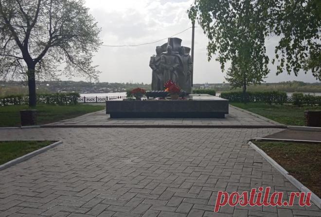 Сызрань в ожидании Минуты молчания и галереи «Бессмертного полка» В 20 часов начнется «Минута молчания», после которой, в 20:01, телеканалы и радиостанции начнут тран