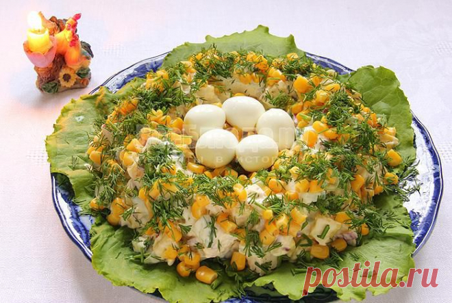 Салат Гнездо перепелки (курица, картофель, яйца, огурец, кукуруза, зелень) - рецепт с пошаговыми фото | Все Блюда