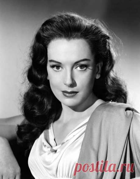 Дебора Керр, 30 сентября, 1921
 • 16 октября 2007