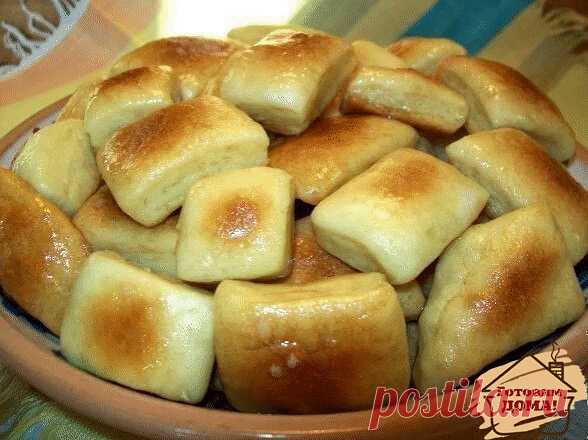 Пампушки на кефире с чесночным саламуром