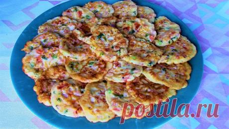 5 МИНУТНАЯ ВКУСНЯТИНА на завтрак! Оладушки а-ля Пицца.