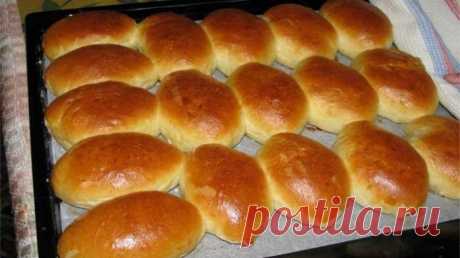 Печёные дрожжевые пирожки без заморочек!
Ингредиенты:
мука — 1 кг,
молоко — 0,5 л.
дрожжи (свежие) — 50 гр.,
яйца — 2 шт.,
маргарин для выпечки или слив. масло — 250 гр.
сахар — 100 гр.
Приготовление:
Теплое молоко смешиваем с сахаром, …