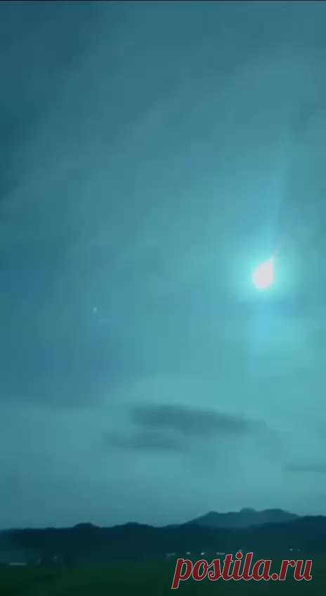☄ Видео падения астероида на Землю над Филиппинами. Расчеты космических агентств оказались верными.