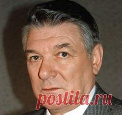 Сегодня 08 сентября в 2012 году умер(ла) Александр Белявский