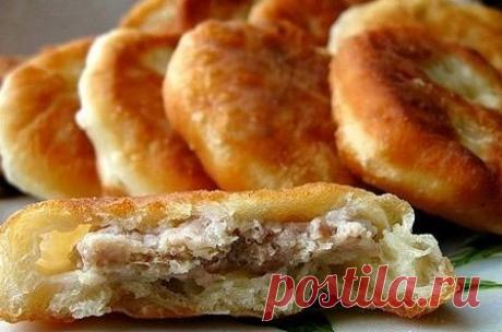 БЕЛЯШИ : ПОПРОБУЙТЕ - НЕ ПОЖАЛЕЕТЕ !!!
Эти беляши - это что-то особенное, очень вкусное тесто!!!

1 кг. муки просеять, залить 0,5 литра крутого кипятка хорошо размешать ложкой. Накрыть емкость крышкой и подождать , когда остынет. Но, если вы спешите, просто остудите до температуры, в которую можна всунуть руки.
Показать полностью…