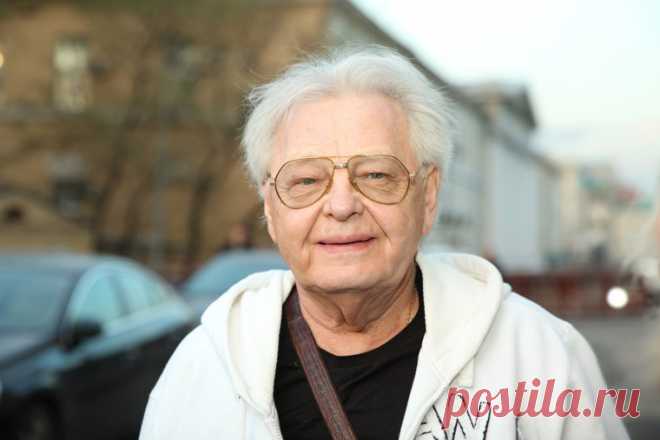 2025--Кто такой Юрий Антонов: биография музыканта, блокировка счетов ФНС и его отношение к СВО