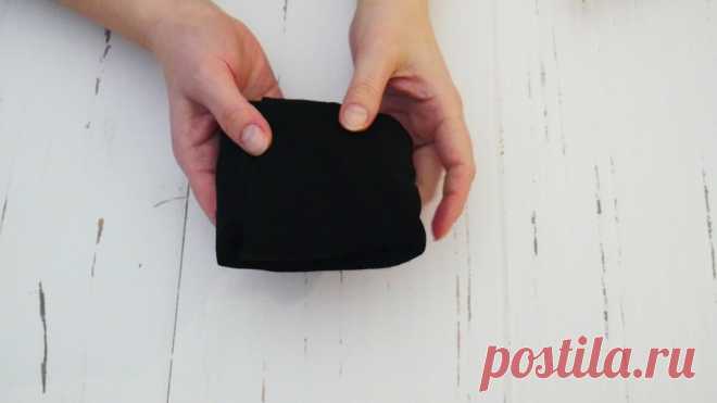 Как сложить мужские носки за 1 минуту, чтобы они не терялись | Лайфхакер DIY | Яндекс Дзен