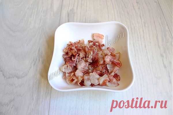 Теплый салат с беконом и курицей, рецепт с фото.