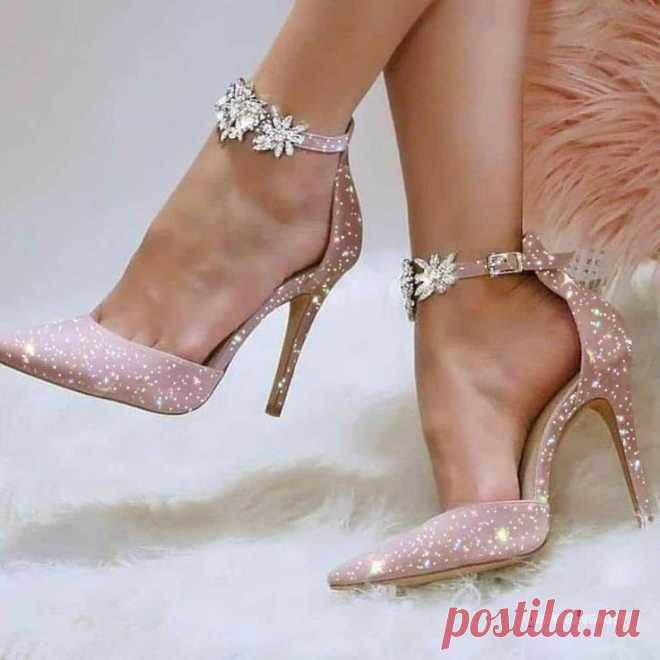 (20+) Facebook