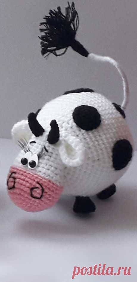 PDF Бычок Гаврюша крючком. FREE crochet pattern; Аmigurumi doll patterns. Амигуруми схемы и описания на русском. Вязаные игрушки и поделки своими руками #amimore - корова, коровка, телёнок, бык, маленький бычок.