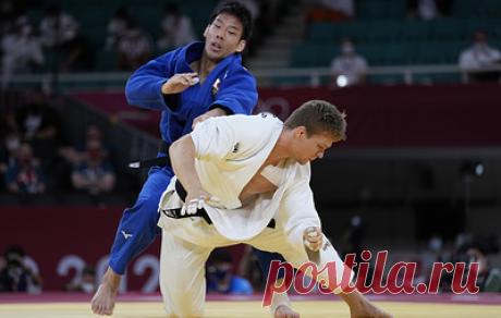 Японский дзюдоист Нагасэ стал олимпийским чемпионом в весе до 81 кг. Серебро досталось монгольцу Саиду Моллаеи, бронзовые медали завоевали представитель Австрии Шамиль Борчашвили и бельгиец Маттиас Кассе