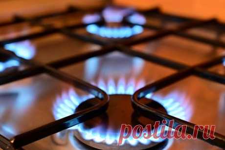 Россиян предупредили о риске отключения газа. Подачу газа в квартиры россиян могут отключить, если владельцы не перезаключат договор об обслуживании оборудования. Об этом предупредил координатор проекта «Школа грамотного потребителя» Александр Козлов. Стоимость топлива с новым договором не вырастет, пояснил эксперт.